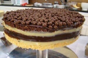 Bolo dois brigadeiros