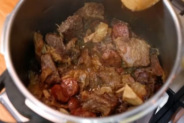 Receita de costela na pressão ideal para aquele almoço especial