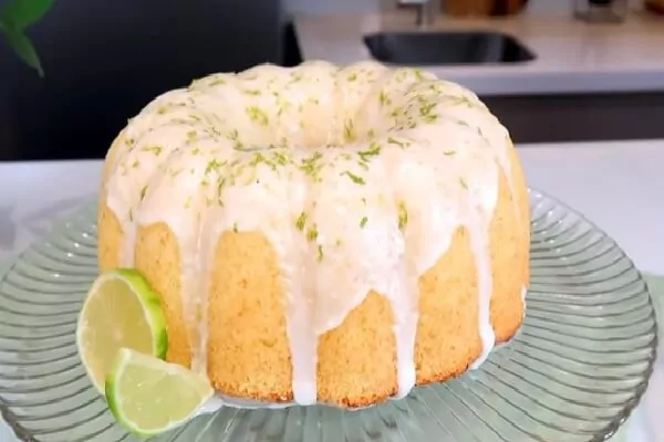 Receita de bolo molhadinho de limão 2 Receita de Bolo molhadinho de limão