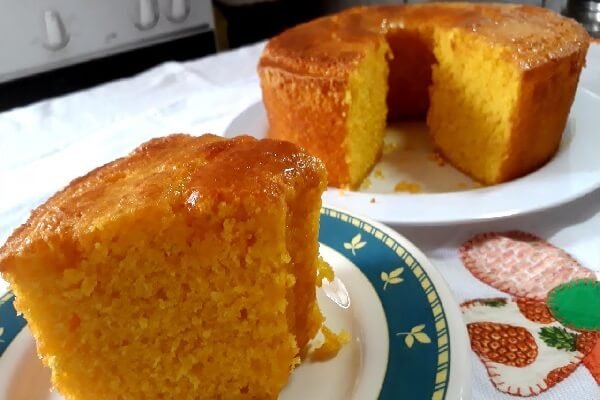 Bolo de laranja com cenoura