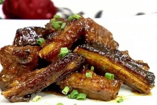 Costelinha de porco caramelizada no forno