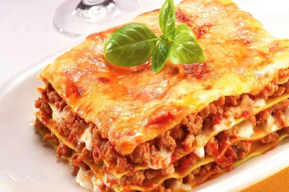 Lasanha com massa de pastel 1 Lasanha com massa de pastel