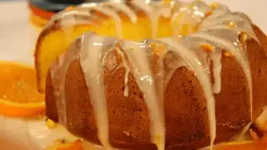 Bolo de laranja com casca