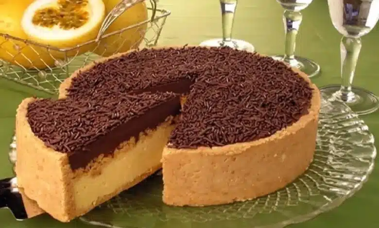 Torta de chocolate com maracujá