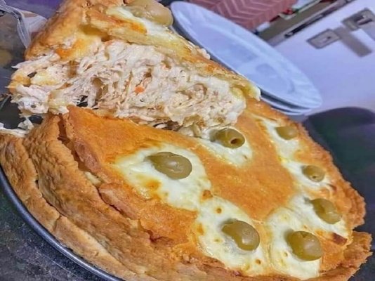 Torta de frango cremosa