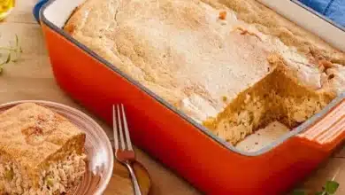 Torta integral de frango cremosa