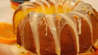 Bolo de laranja com casca