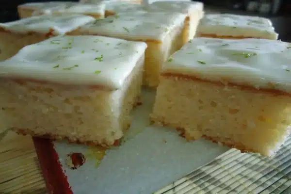 Bolo de limão de liquidificador