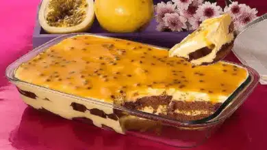Receita de Pavê com chocolate e mousse de maracujá