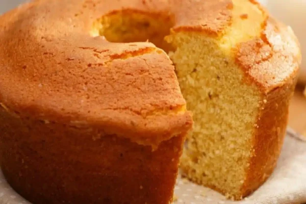 Receita de Bolo de fubá cremoso com maçã sem trigo