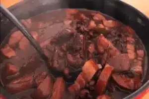 Receita de feijoada tradicional