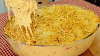 Fricassê de frango é muito fácil de fazer