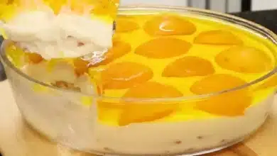 Como fazer a receita de Sobremesa de pêssego simples