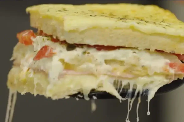 Torta de pão de forma assada
