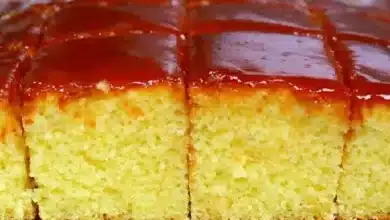 Receita de Bolo de fubá cremoso com goiabada