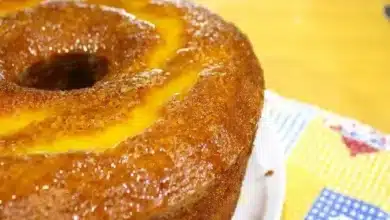 Receita de Bolo de laranja molhadinho