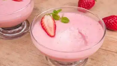 Receita de mousse de morango de liquidificador: uma delícia refrescante para todos os momentos