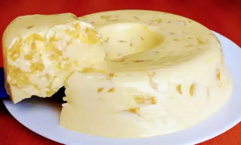 Pudim de abacaxi com gelatina