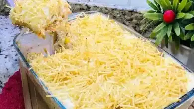Torta de pão de forma de frango cremoso