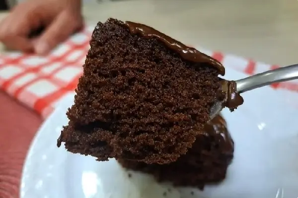 Bolo de chocolate sem glúten