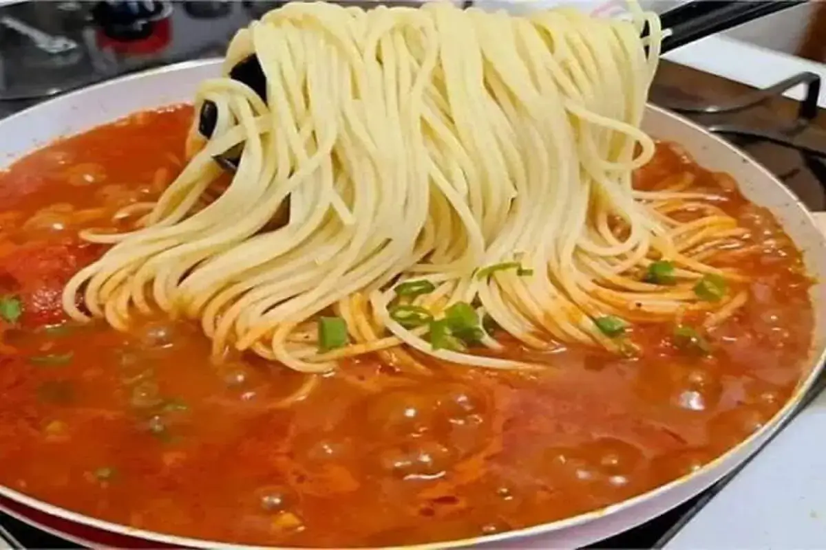 Receita de macarrão rápido e delicioso