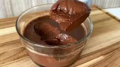 Mousse de chocolate fit com iogurte natural