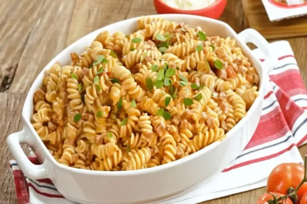 macarrão com calabresa na panela de pressão