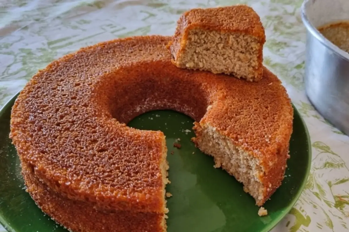 Bolo fit de banana e aveia no liquidificador 1 Receita de Bolo fit de banana e aveia no liquidificador