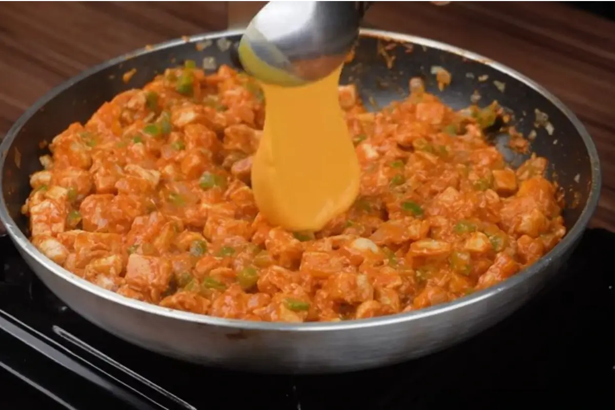 Purê de mandioca com frango simples e delicioso 2 receita de Purê de mandioca com frango