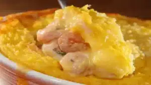 Escondidinho de camarão cremoso: o prato que vai conquistar sua mesa!