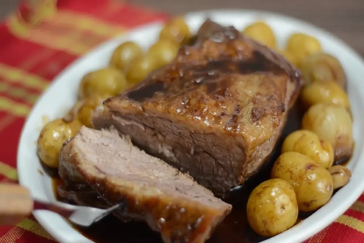 Maminha assada no forno fácil de fazer 1 Receita de Maminha Assada no Forno Simples, suculenta e perfeita para o domingo!