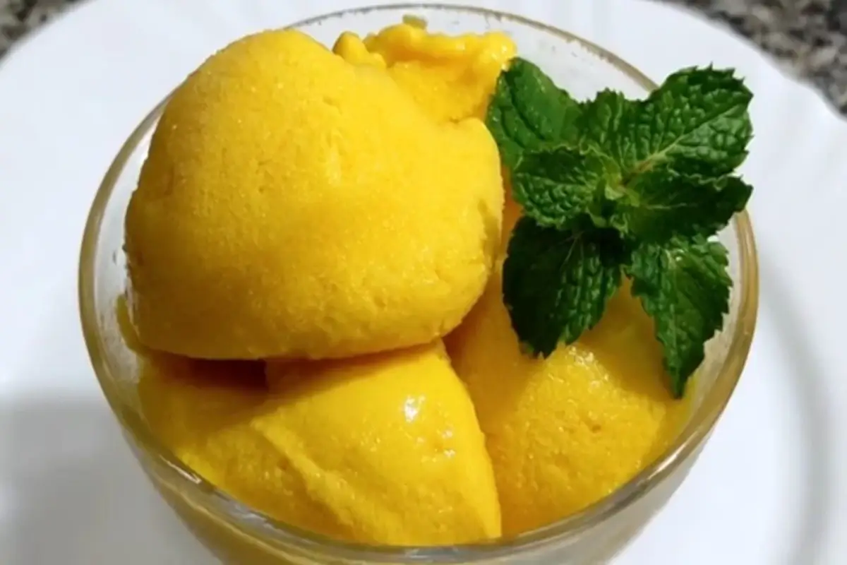 Sorvete de manga com iogurte: receita cremosa, refrescante e muito fácil de fazer 2 Sorvete de manga com iogurte