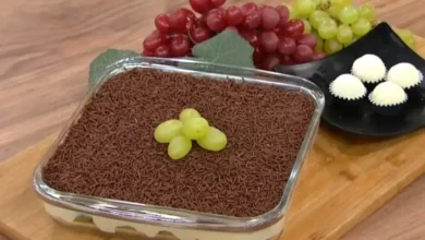 Surpresa de uva na travessa em 20 minutos: sobremesa cremosa sem forno 24 Receita de surpresa de uva na travessa