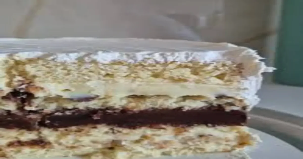 Bolo de Leite Ninho com recheio de Brigadeiro