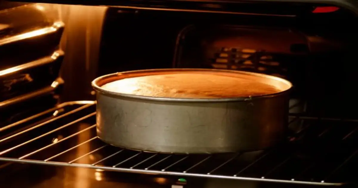 Você sabe Por que o bolo sola? e o que fazer?