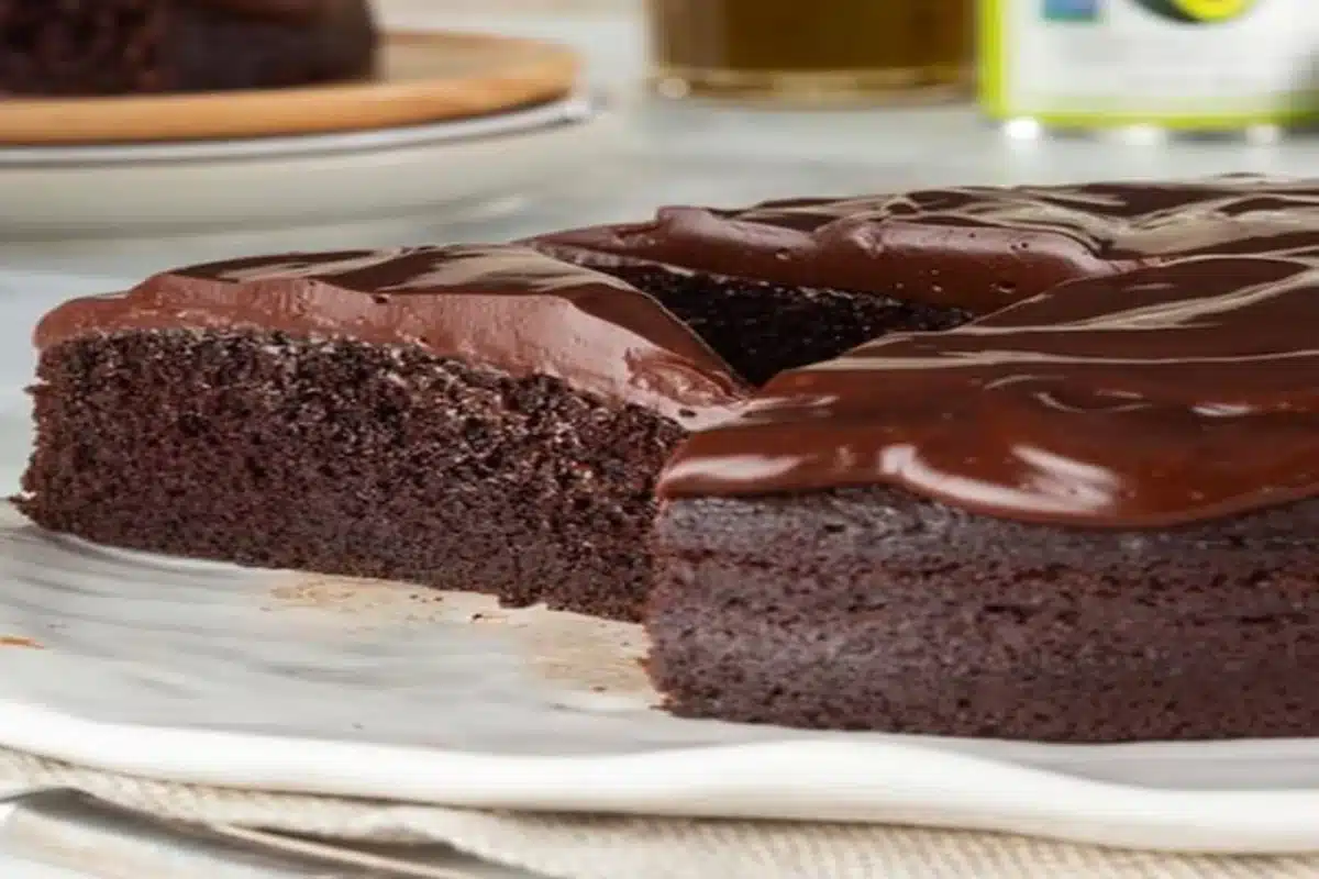 Bolo de Chocolate Fit com Aveia Macio e Pronto em Menos de 1 Hora 2 Bolo de Chocolate Fit com Aveia