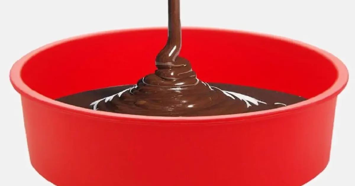 Bolo de Chocolate na Forma de Silicone para Air Fryer